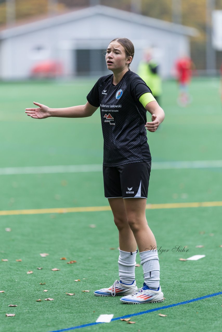 Bild 189 - wCJ VfL Pinneberg - Eimsbuettler TV : Ergebnis: 0:3